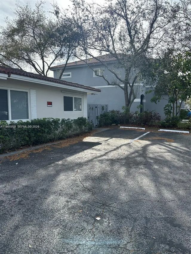 3 of 21 - 8704 Nw 38th Drive, Coral Springs, FL