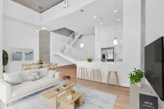 Photo of Listing #R11163282