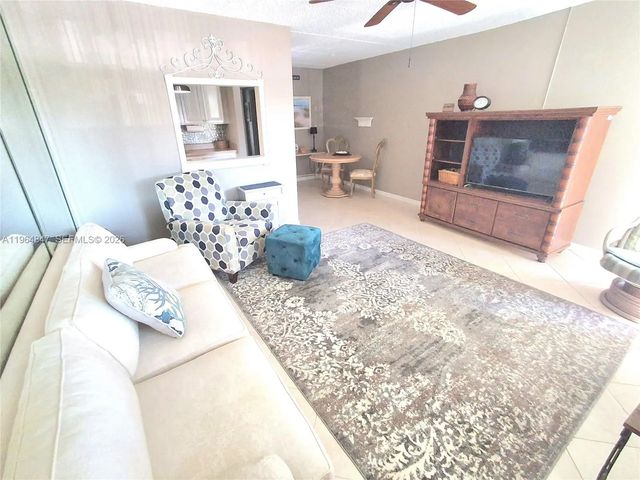 4 of 11 - 3000 Springdale Boulevard #v207, Palm Springs, FL