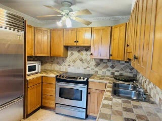 Photo of Listing #R11163305