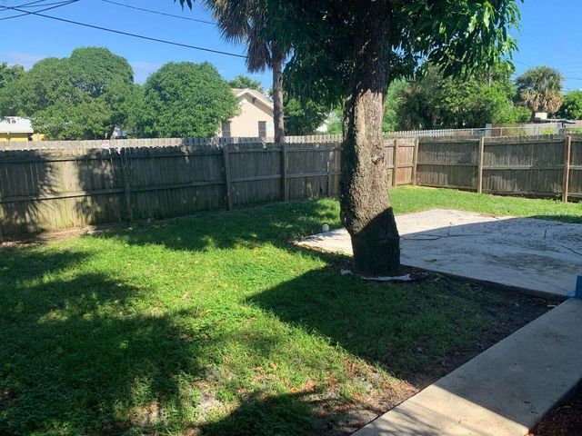2 of 6 - 1017 13th Street, West Palm Beach, FL