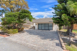 Photo of Listing #F10551946