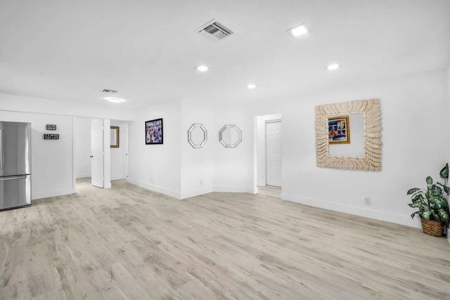 5 of 41 - 3531 Nw 9th Court, Lauderhill, FL