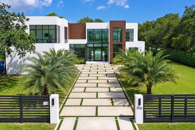 9525 Sw 95th Court, Miami