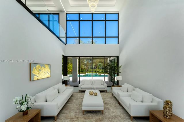 3 of 33 - 9525 Sw 95th Court, Miami, FL