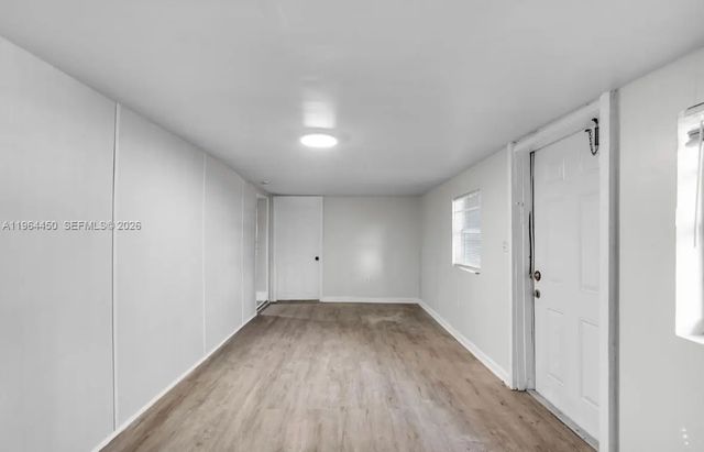 4 of 29 - 914 Nw 80th Street, Miami, FL