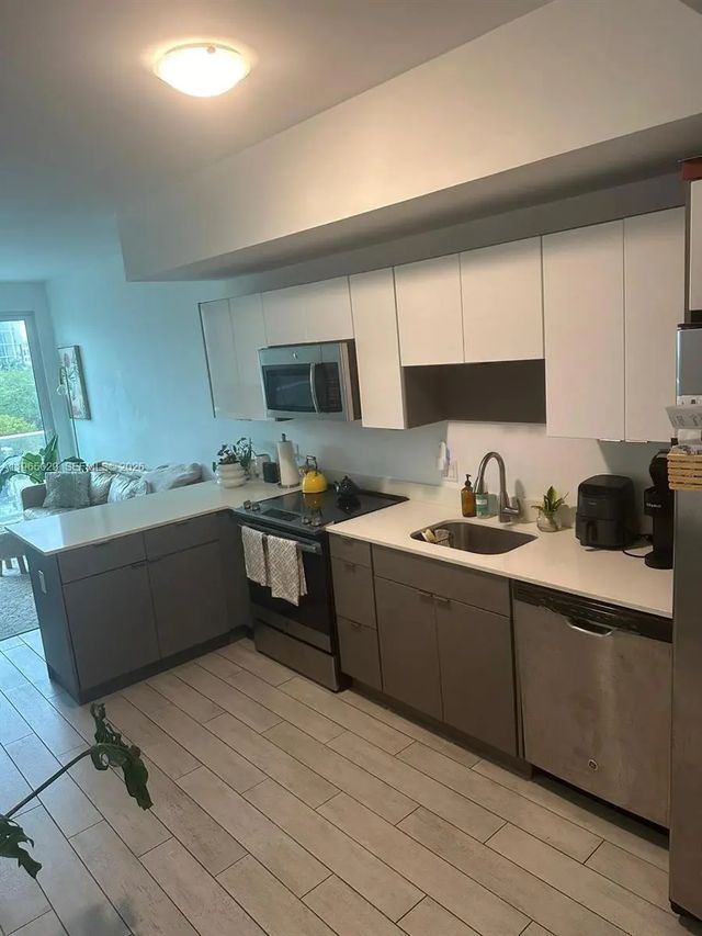 3 of 15 - 321 Ne 26th Street #511, Miami, FL
