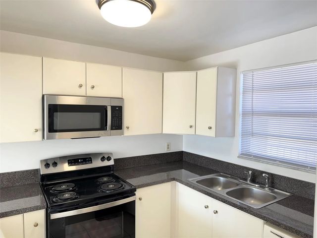 3 of 23 - 9400 Live Oak Place #406, Davie, FL