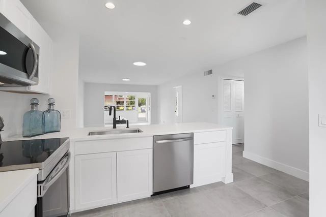 737 Nantucket Circle #b, Lake Worth