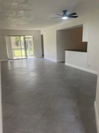 Photo of Listing #R11163434