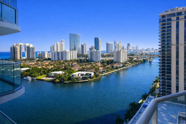 2 of 25 - 19707 Turnberry Way #20g, Aventura, FL