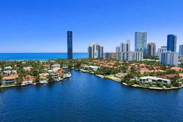 3 of 25 - 19707 Turnberry Way #20g, Aventura, FL