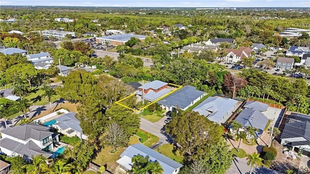 1070 13Th Street N, Naples, FL, 34102