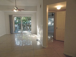 Photo of Listing #R11163453