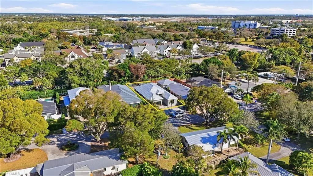 1050 13Th Street N, Naples, FL, 34102