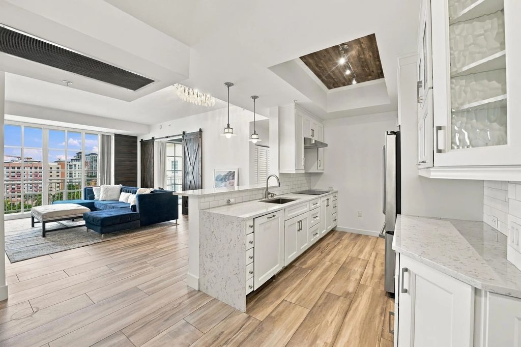 410 Evernia Street #807, West Palm Beach