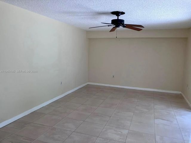 4 of 22 - 2610 26th Way, West Palm Beach, FL