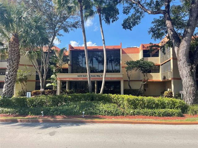 16475 Golf Club Road #309, Weston