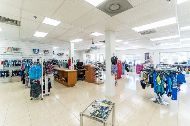 3 of 7 - 3149 W Hallandale Beach Boulevard #r, Pembroke Park, FL