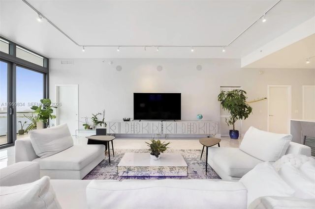 2 of 36 - 460 Ne 28th Street #ph 4002, Miami, FL