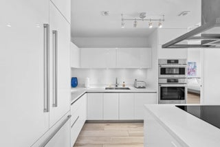 Photo of Listing #R11163556