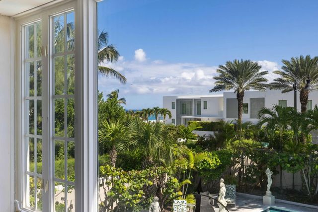 5 of 7 - 1048 S Ocean Boulevard, Palm Beach, FL