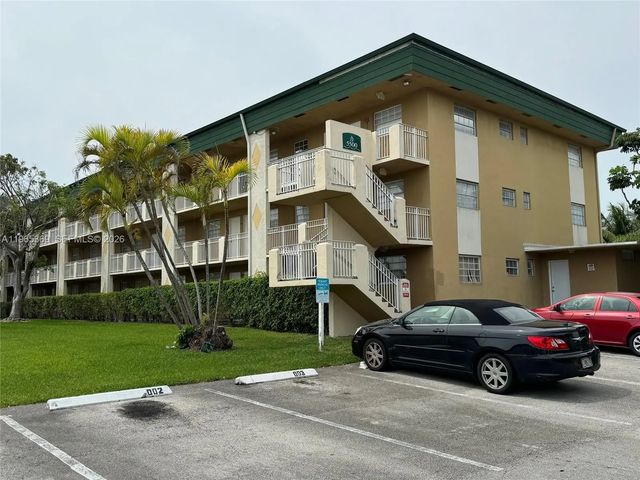 5500 Sw 77th Court #305, Miami