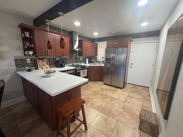 2 of 22 - 5500 Sw 77th Court #305, Miami, FL