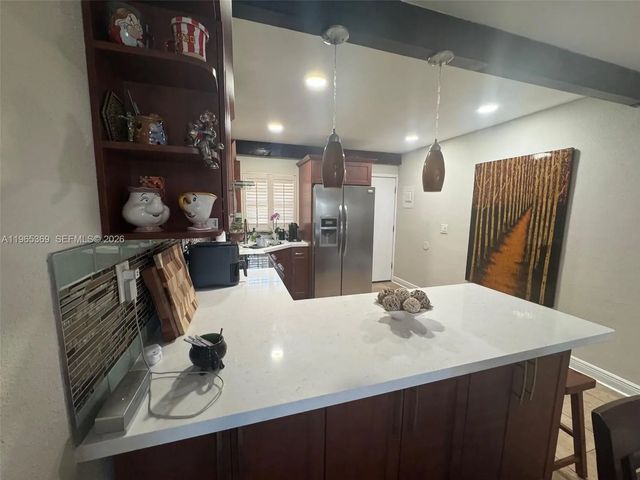 3 of 22 - 5500 Sw 77th Court #305, Miami, FL