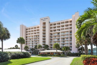 Photo of Listing #F10552068