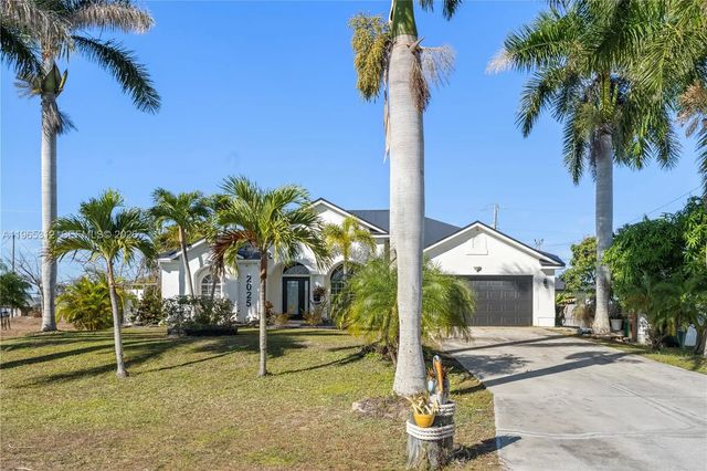 2 of 41 - 2025 Nw 7th Terrace, Cape Coral, FL