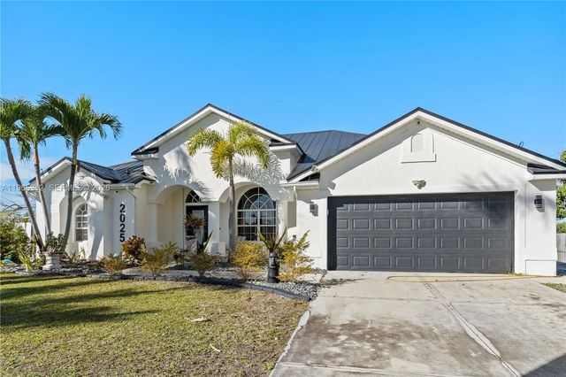 4 of 41 - 2025 Nw 7th Terrace, Cape Coral, FL