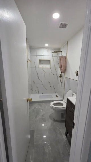 Photo of Listing #F10551904