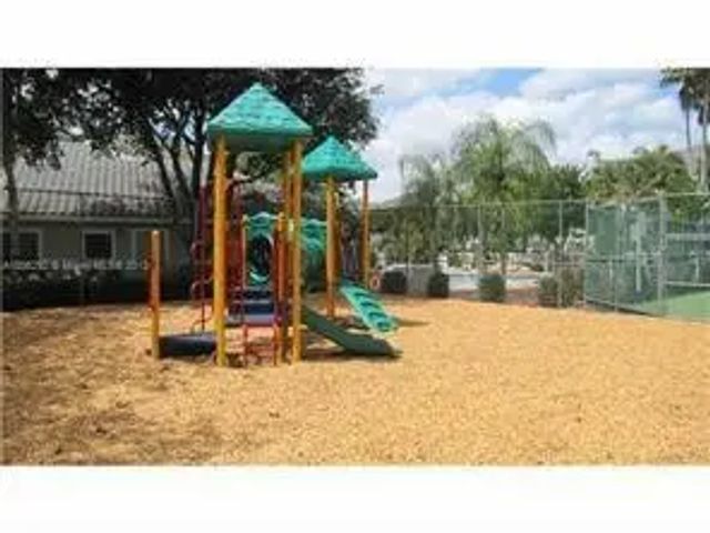 5 of 23 - 11225 W Atlantic Boulevard #101, Coral Springs, FL