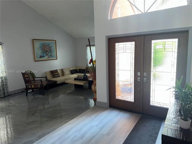 4 of 23 - 5320 Nw 190th Street, Miami Gardens, FL