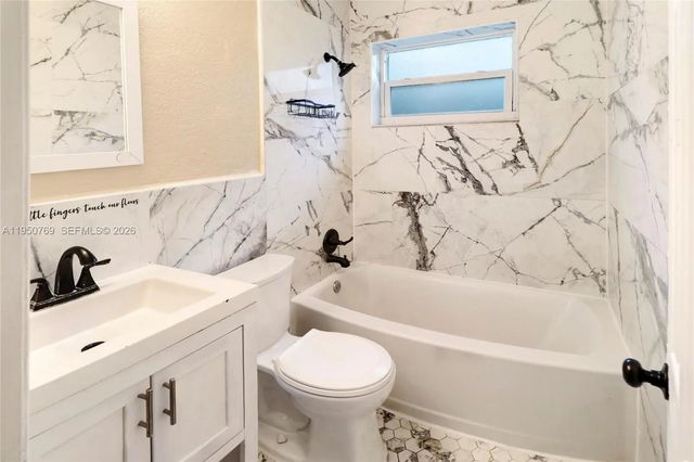 4 of 24 - 6120 Sw 19th Street, North Lauderdale, FL