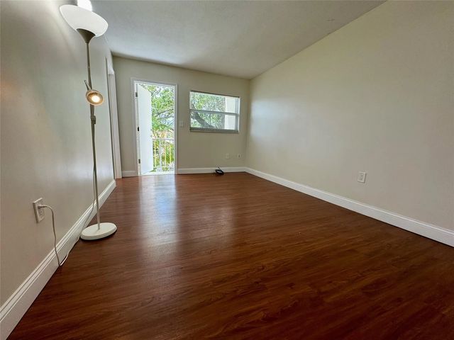 2 of 8 - 1747 Rodman Street #210, Hollywood, FL