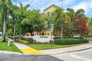 Photo of Listing #F10551932