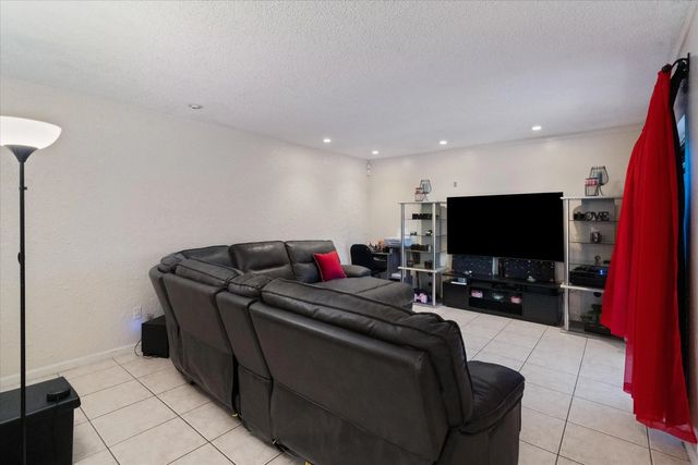 5 of 28 - 2966 Kirk Road, Lake Worth, FL