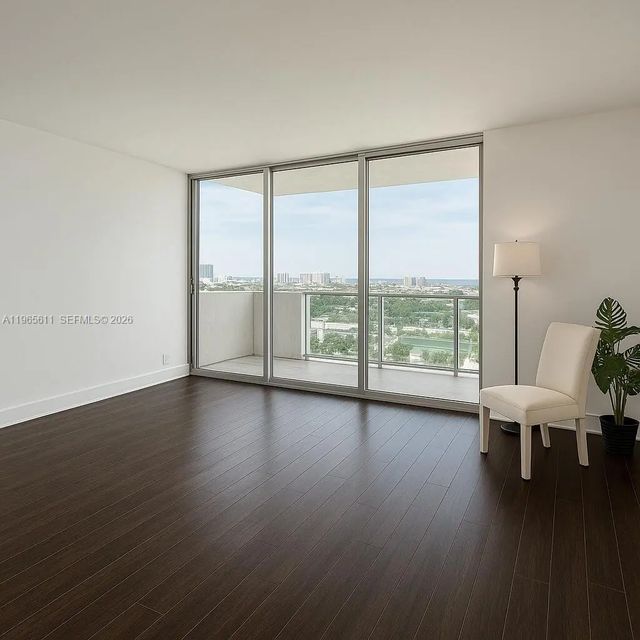 2 of 13 - 1200 West Avenue #1507, Miami Beach, FL