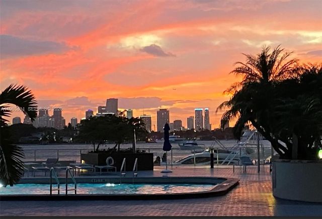 5 of 13 - 1200 West Avenue #1507, Miami Beach, FL