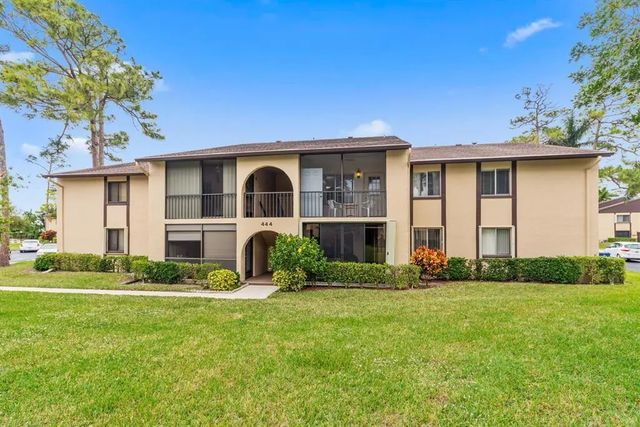 2 of 28 - 444 Pine Glen Lane #d-1, Greenacres, FL