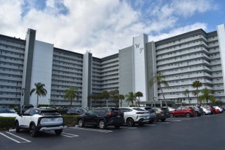 Photo of Listing #R11163770