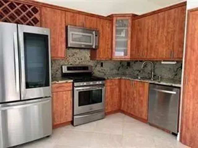 2 of 32 - 9880 Red Heart Lane, Tamarac, FL