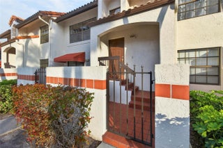 Photo of Listing #F10552171