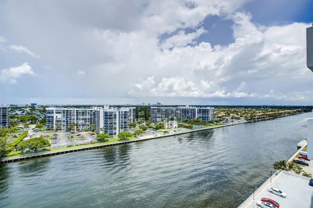 3 of 33 - 3000 S Ocean Drive #1100, Hollywood, FL