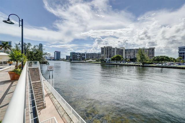 5 of 33 - 3000 S Ocean Drive #1100, Hollywood, FL