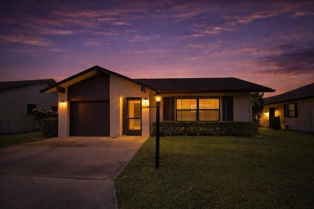 2 of 16 - 3305 Silver Buttonwood Drive, Greenacres, FL