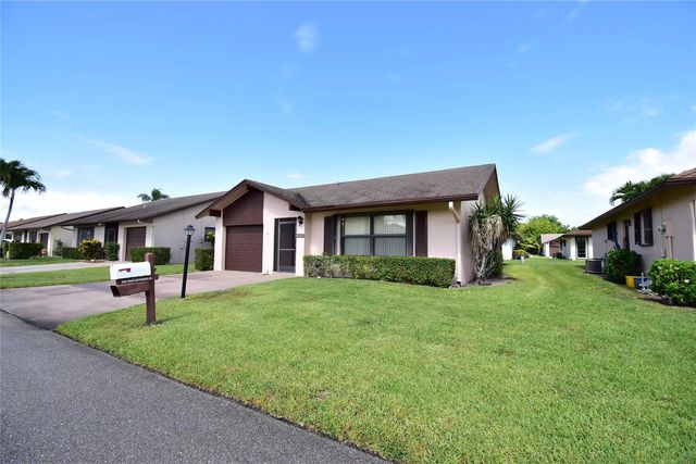 3 of 16 - 3305 Silver Buttonwood Drive, Greenacres, FL