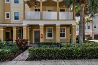 Photo of Listing #R11163807